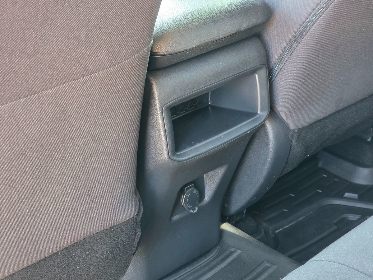 Toyota RAV4 photo 29