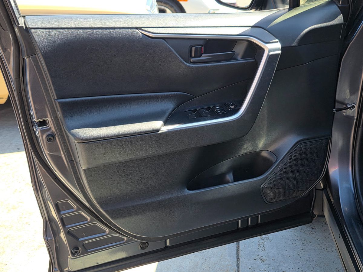 Toyota RAV4 photo 31
