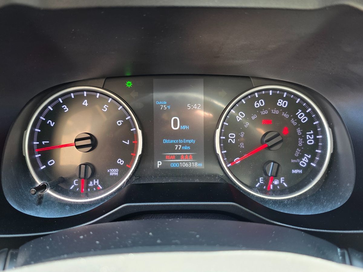 Toyota RAV4 photo 33