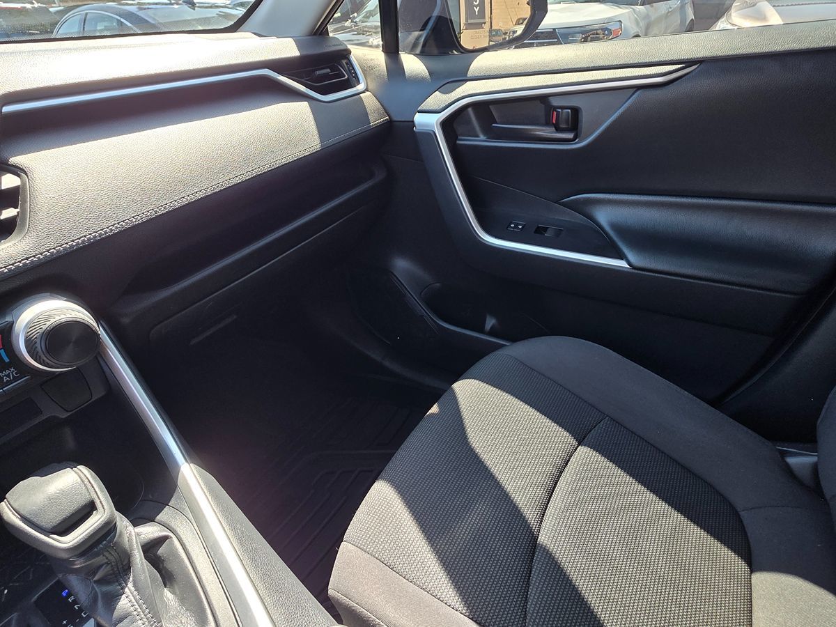 Toyota RAV4 photo 40