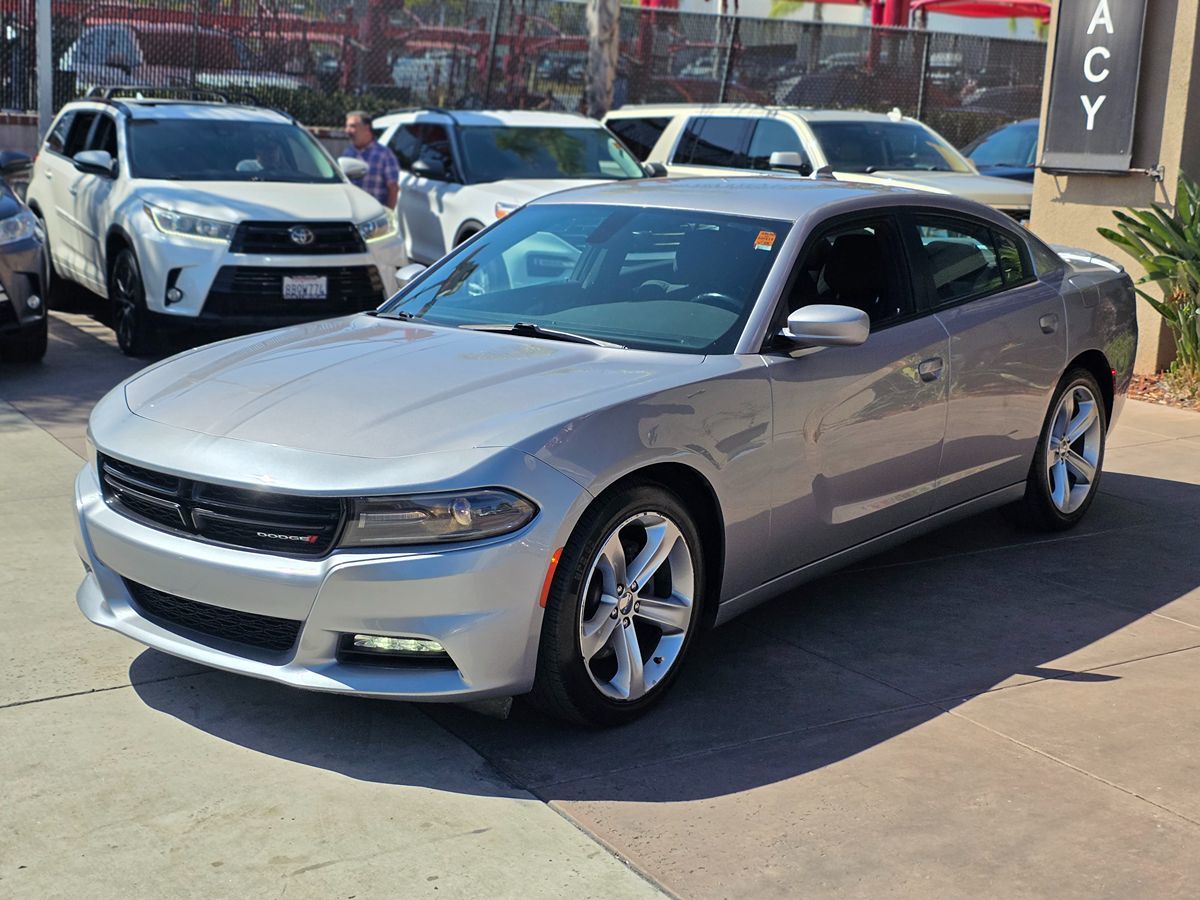 Dodge Charger photo 5