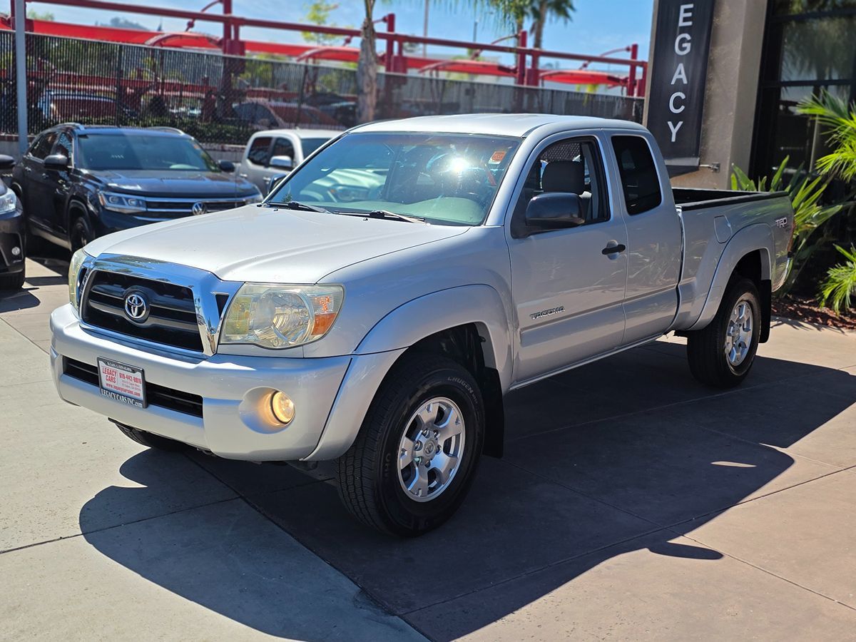 Toyota Tacoma photo 5