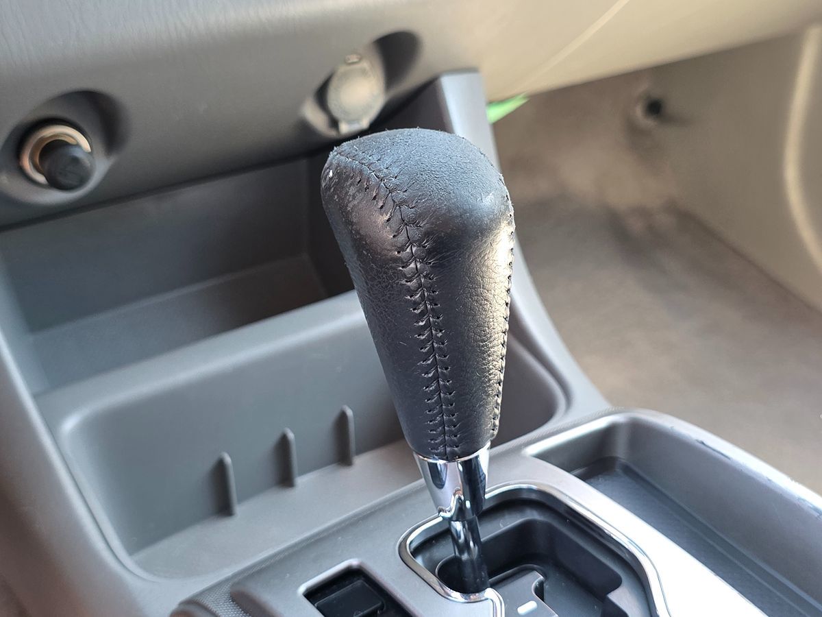 Toyota Tacoma photo 36