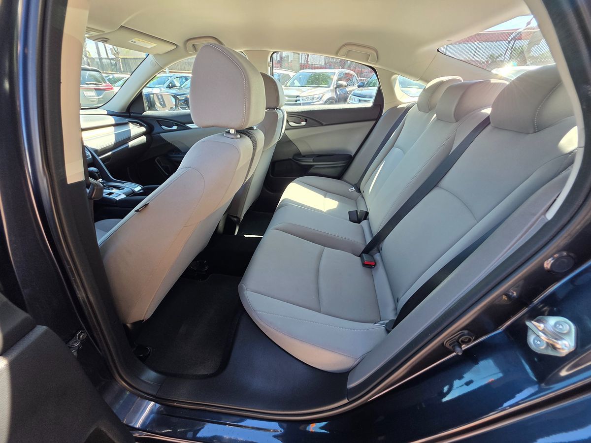 Honda Civic photo 22