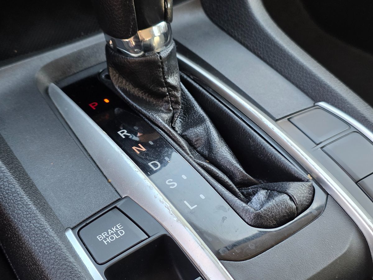 Honda Civic photo 37
