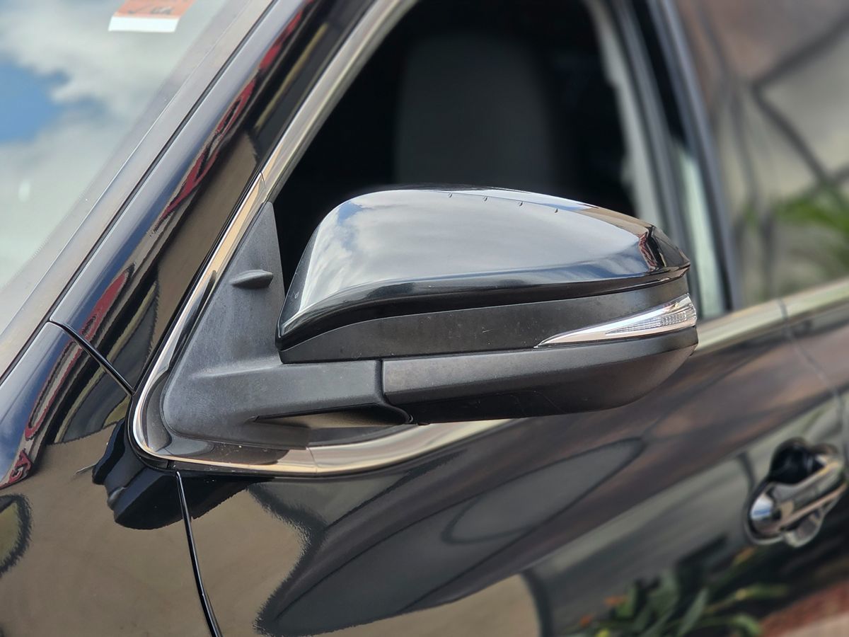 Toyota Highlander photo 8