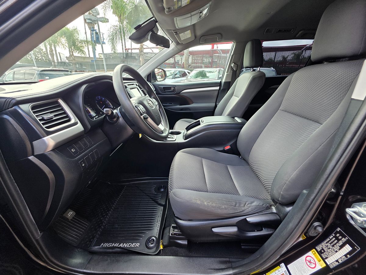 Toyota Highlander photo 22