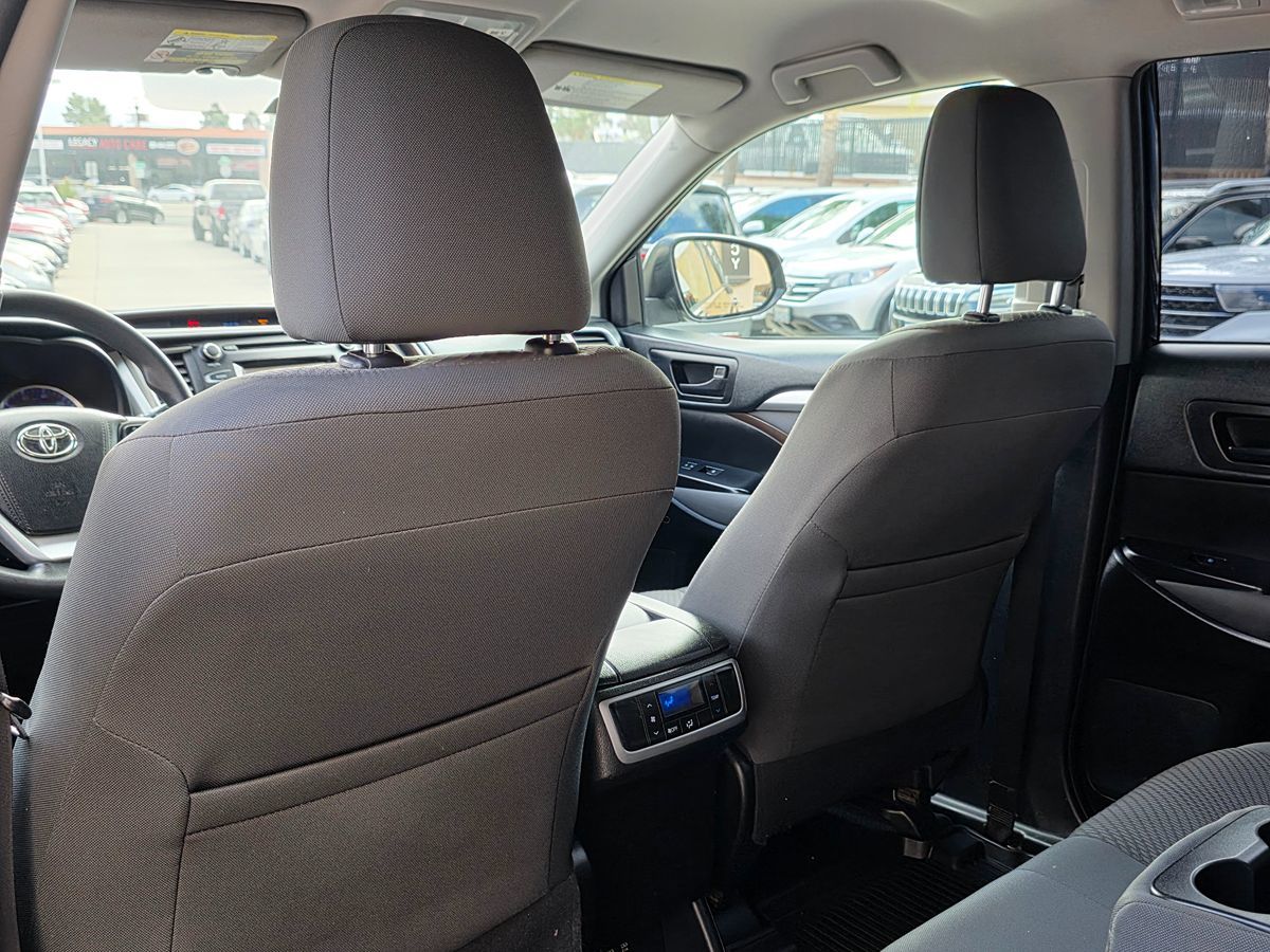 Toyota Highlander photo 26