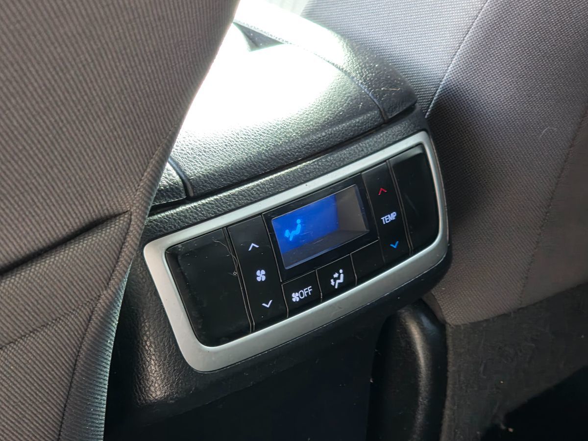 Toyota Highlander photo 27