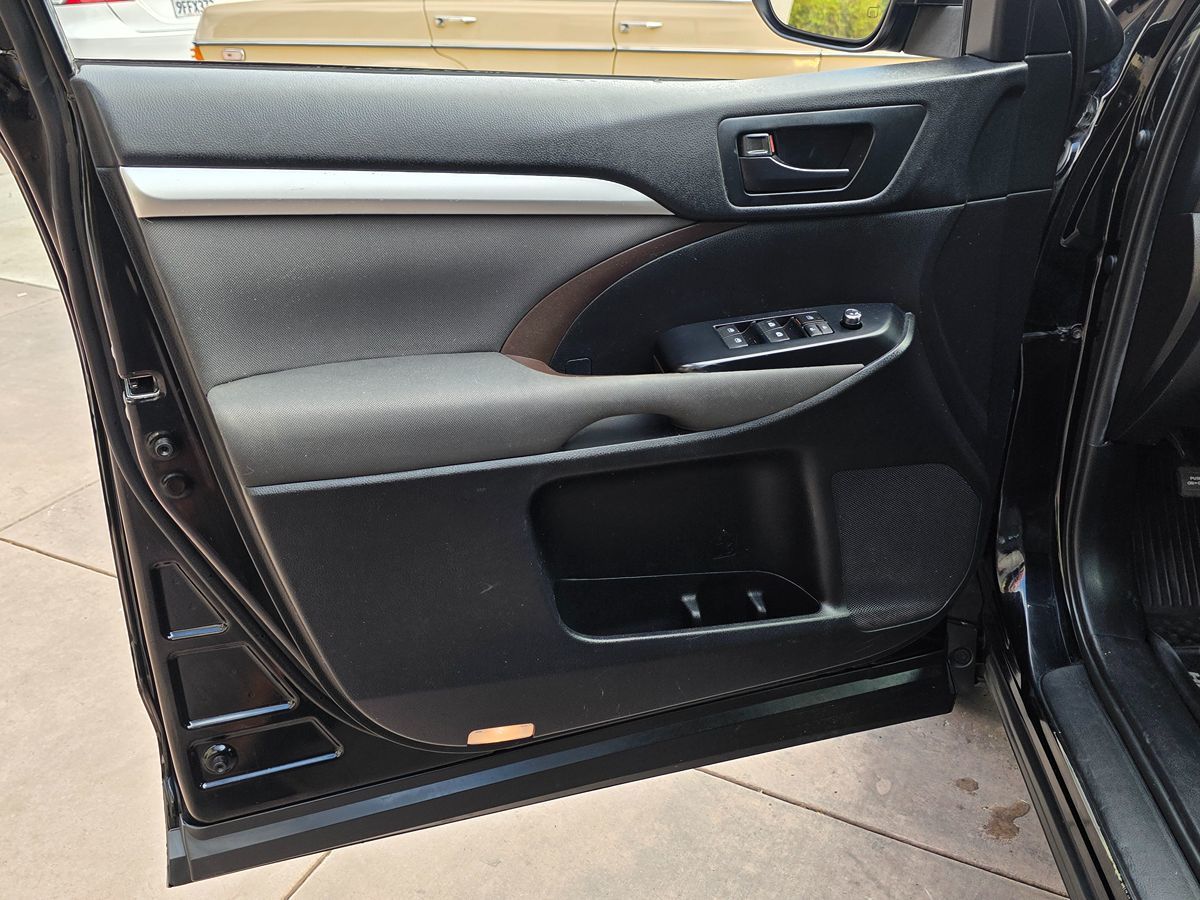 Toyota Highlander photo 30