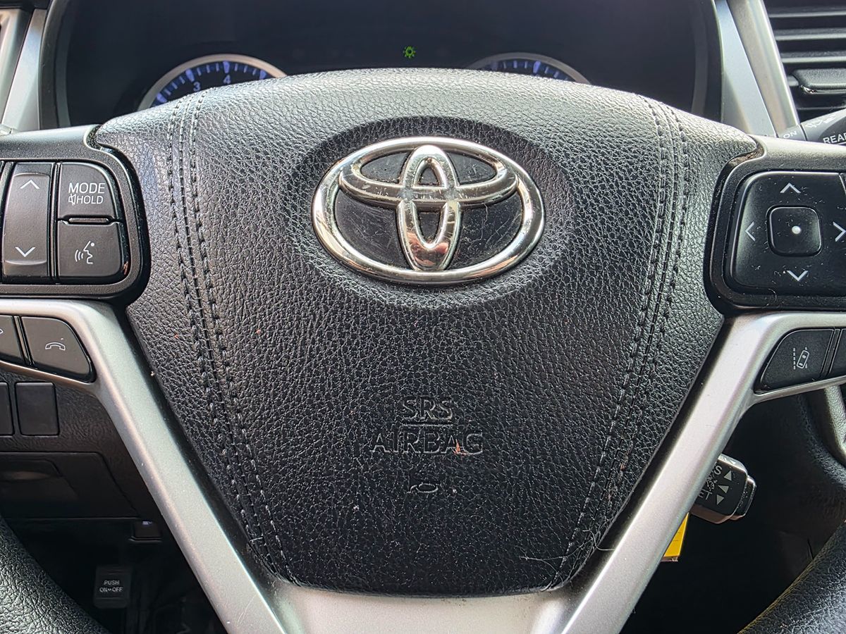 Toyota Highlander photo 35