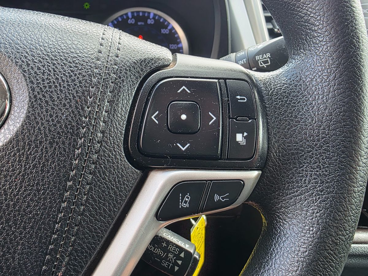 Toyota Highlander photo 36