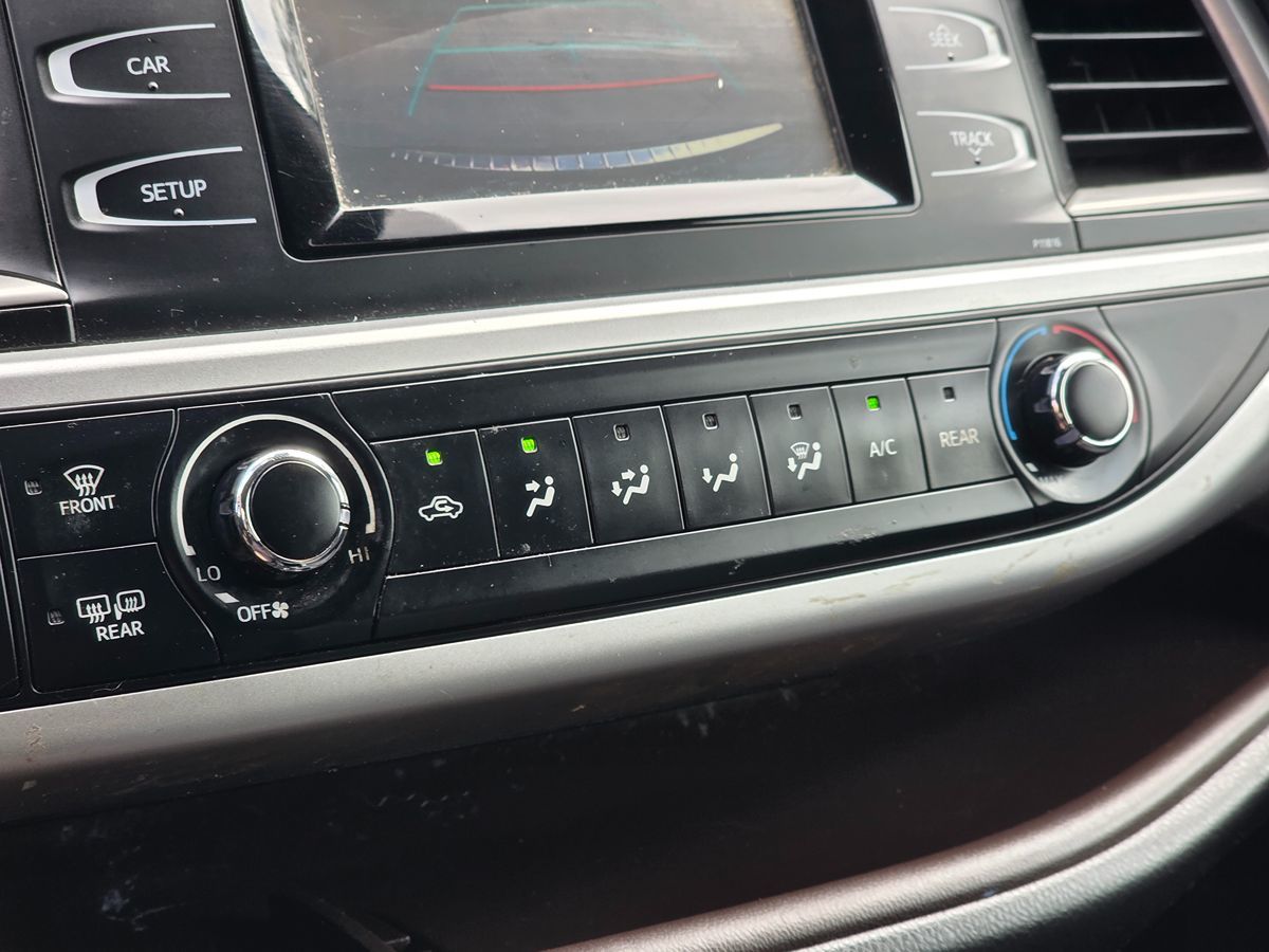 Toyota Highlander photo 44