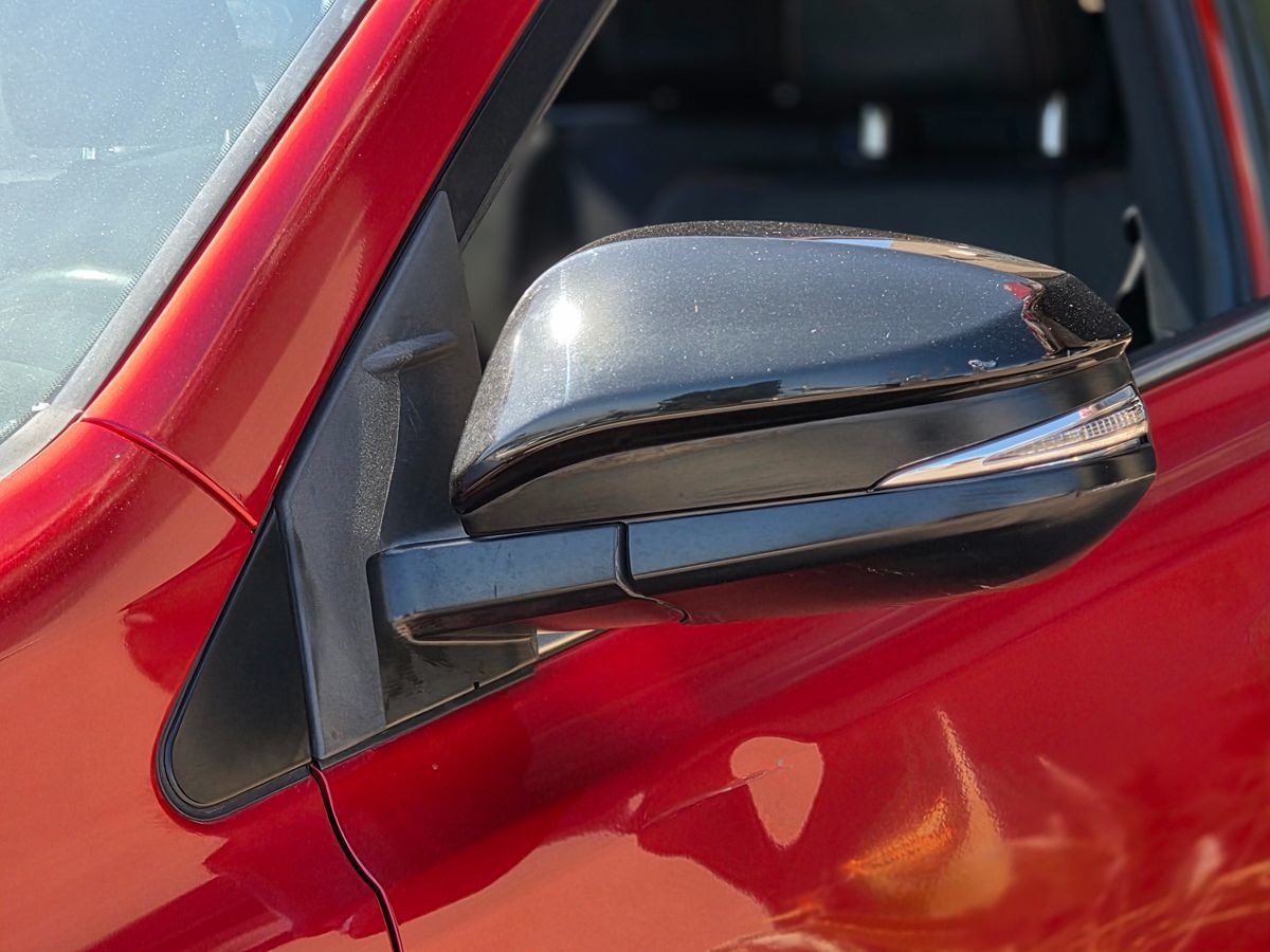 Toyota RAV4 photo 8