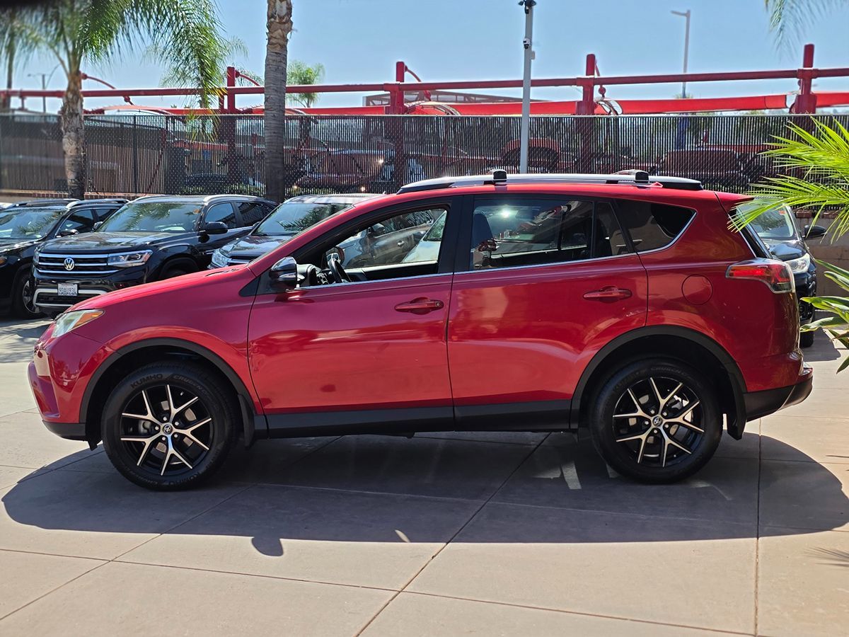 Toyota RAV4 photo 9