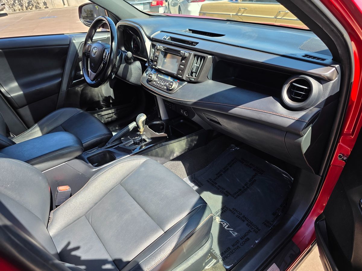 Toyota RAV4 photo 15
