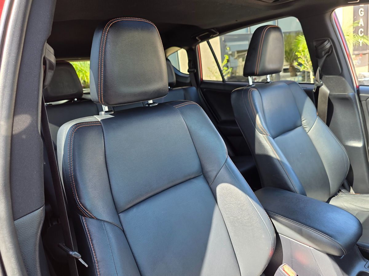Toyota RAV4 photo 17