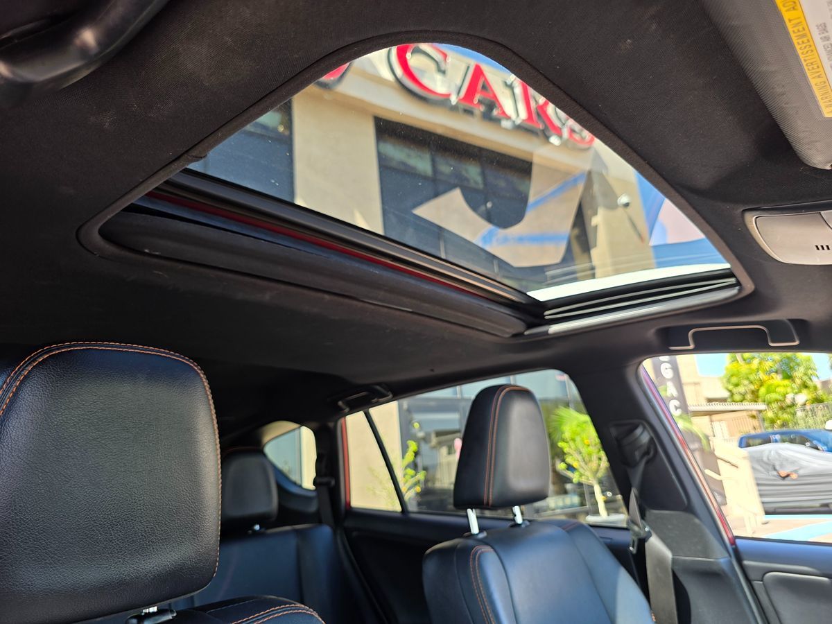 Toyota RAV4 photo 18
