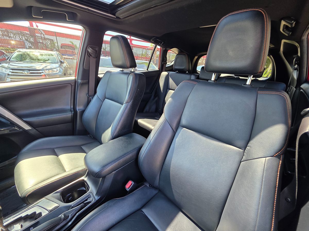 Toyota RAV4 photo 24