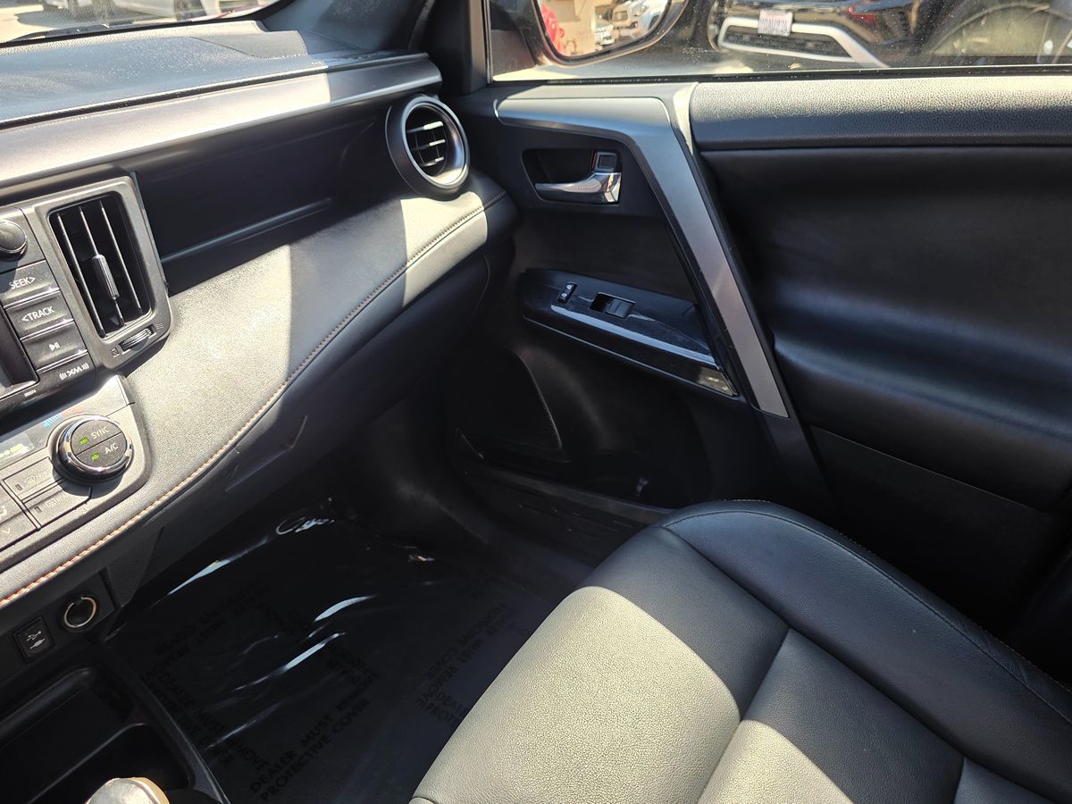 Toyota RAV4 photo 36