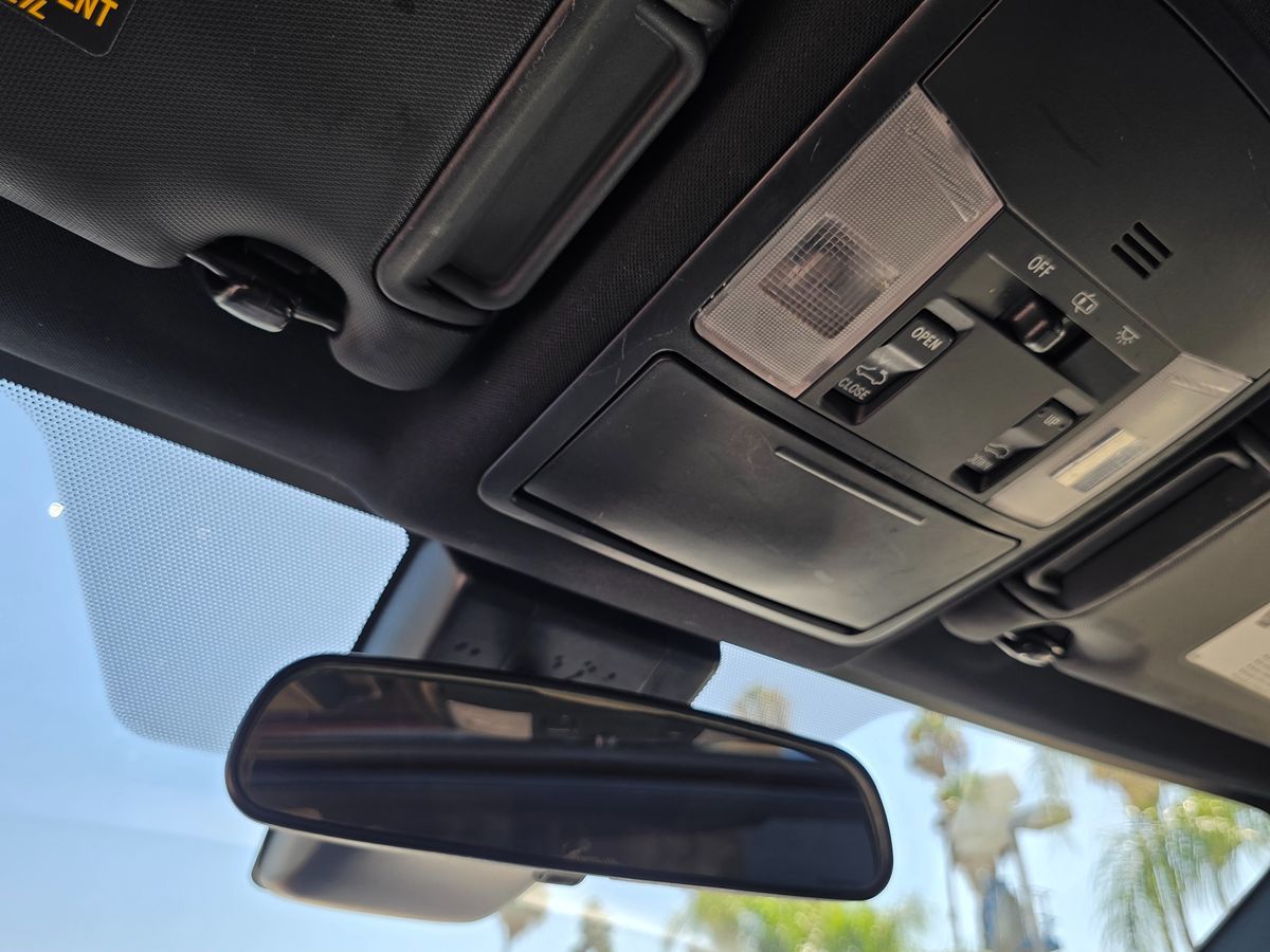 Toyota RAV4 photo 37