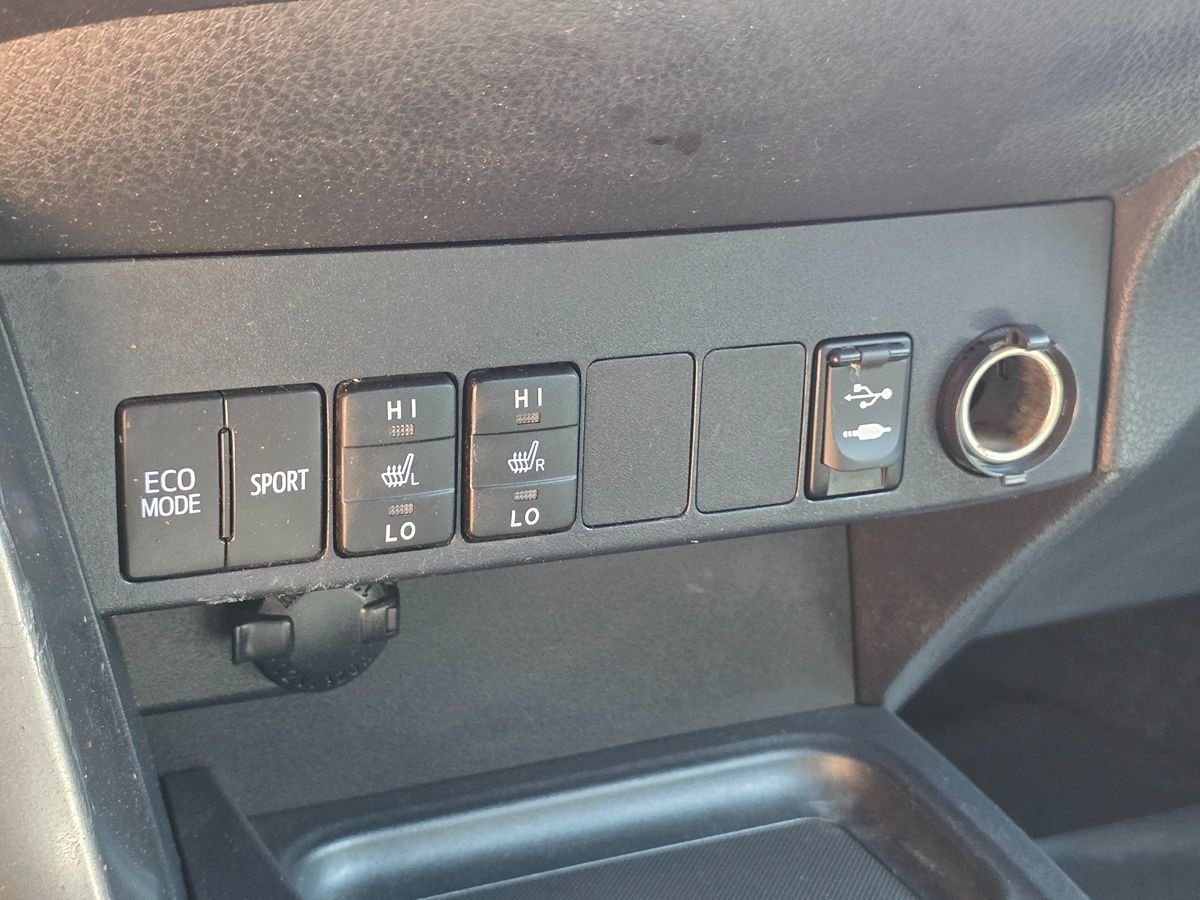 Toyota RAV4 photo 41