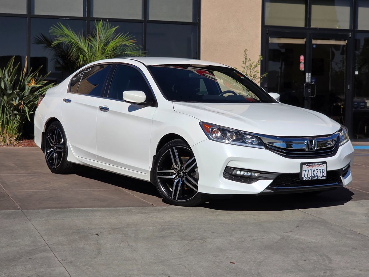 Honda Accord photo 3