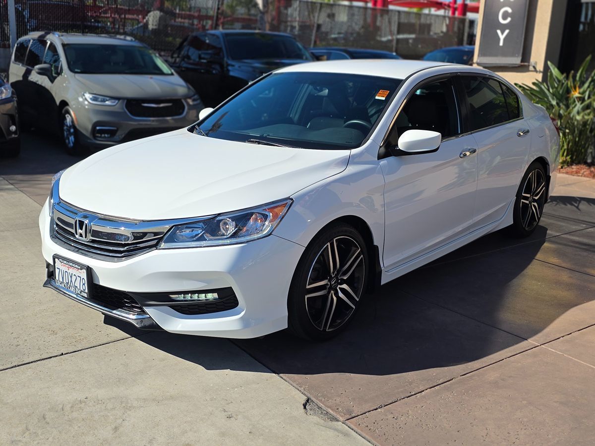 Honda Accord photo 5