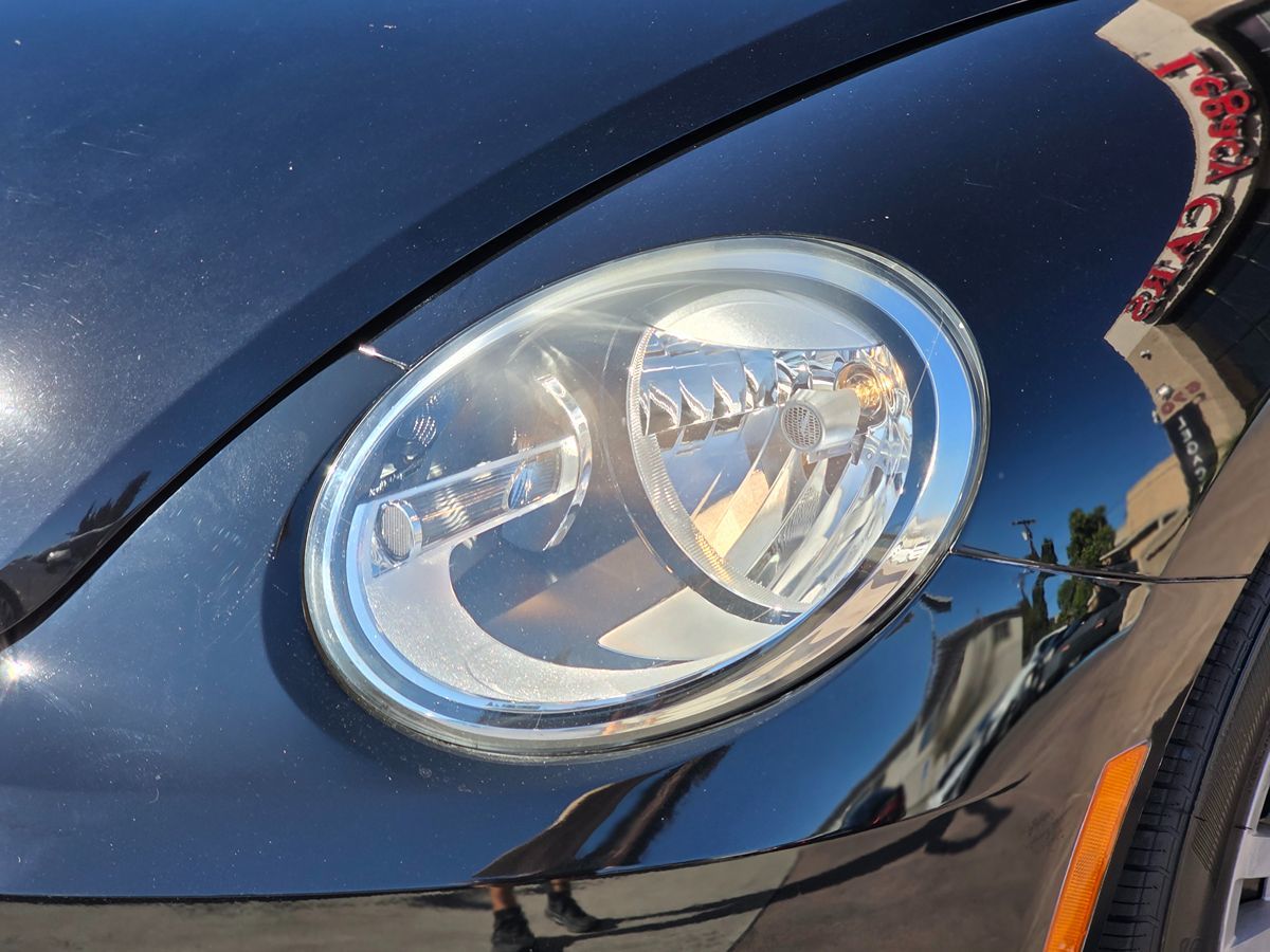 Volkswagen Beetle photo 6