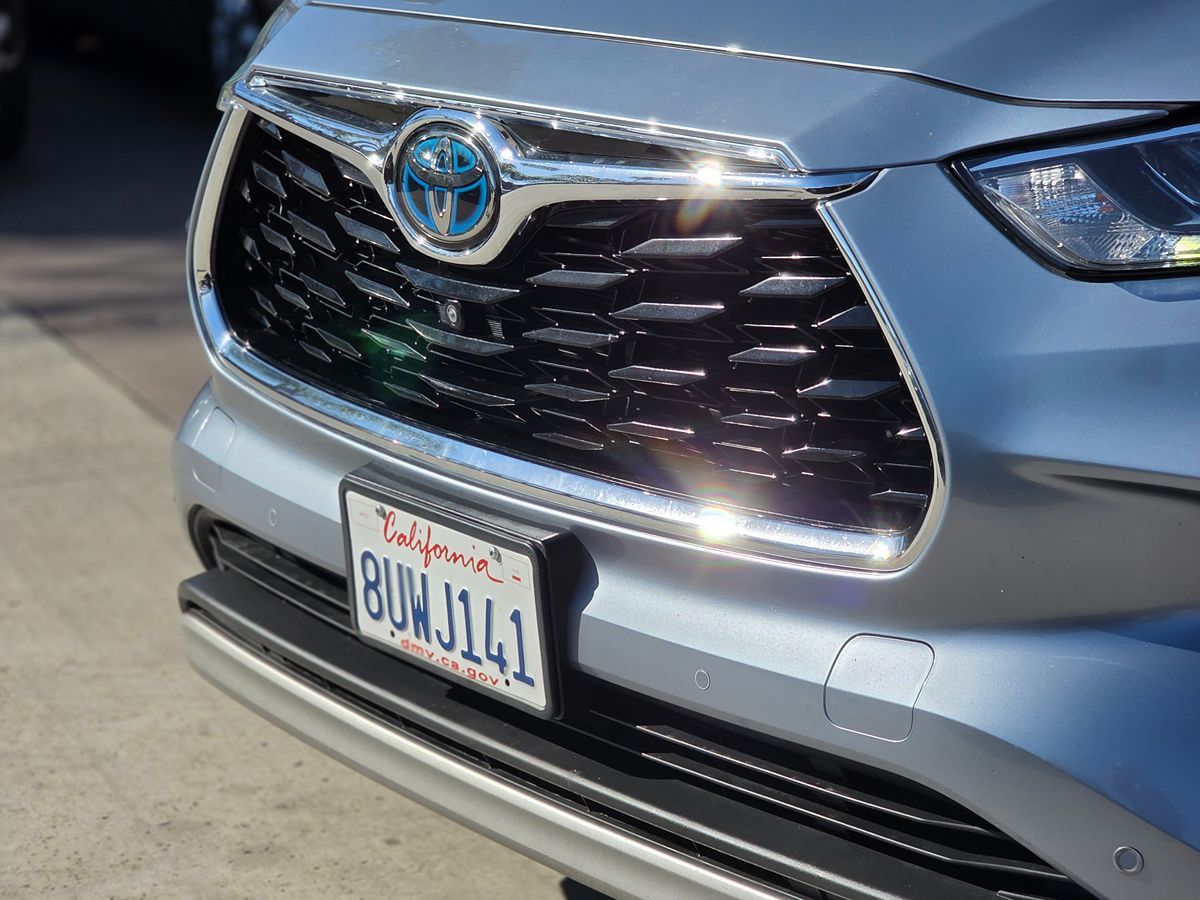 Toyota Highlander photo 7