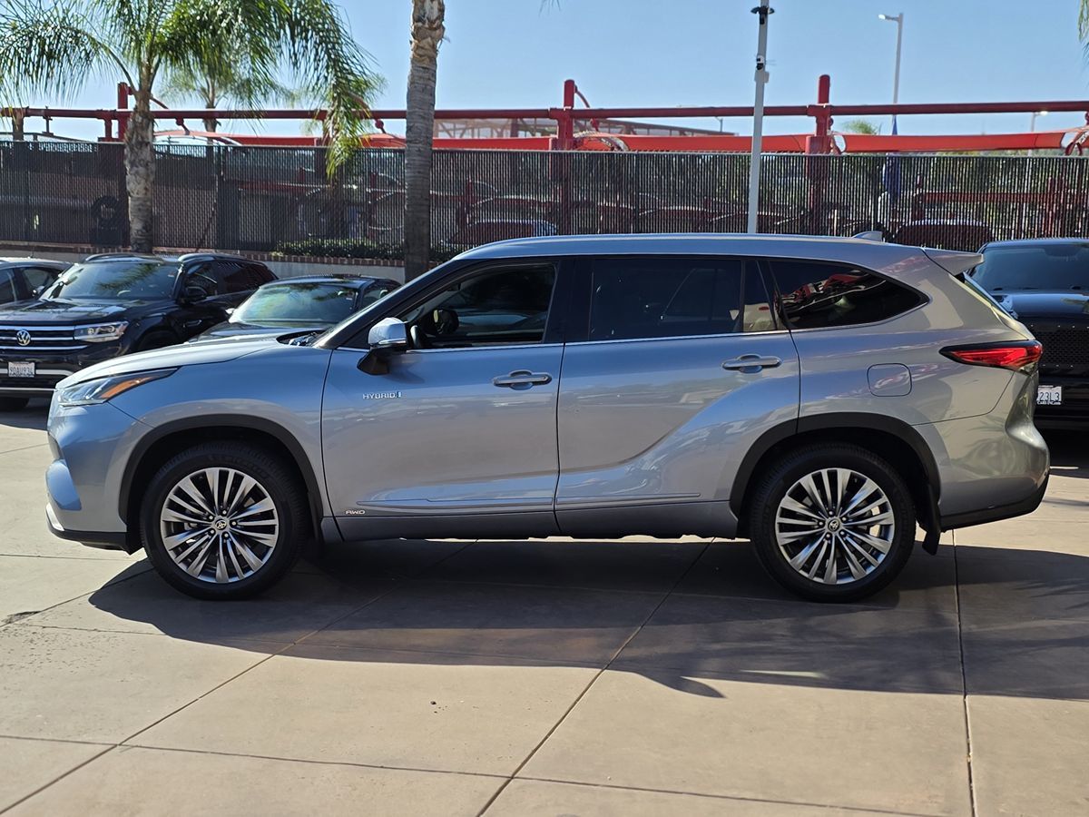 Toyota Highlander photo 9