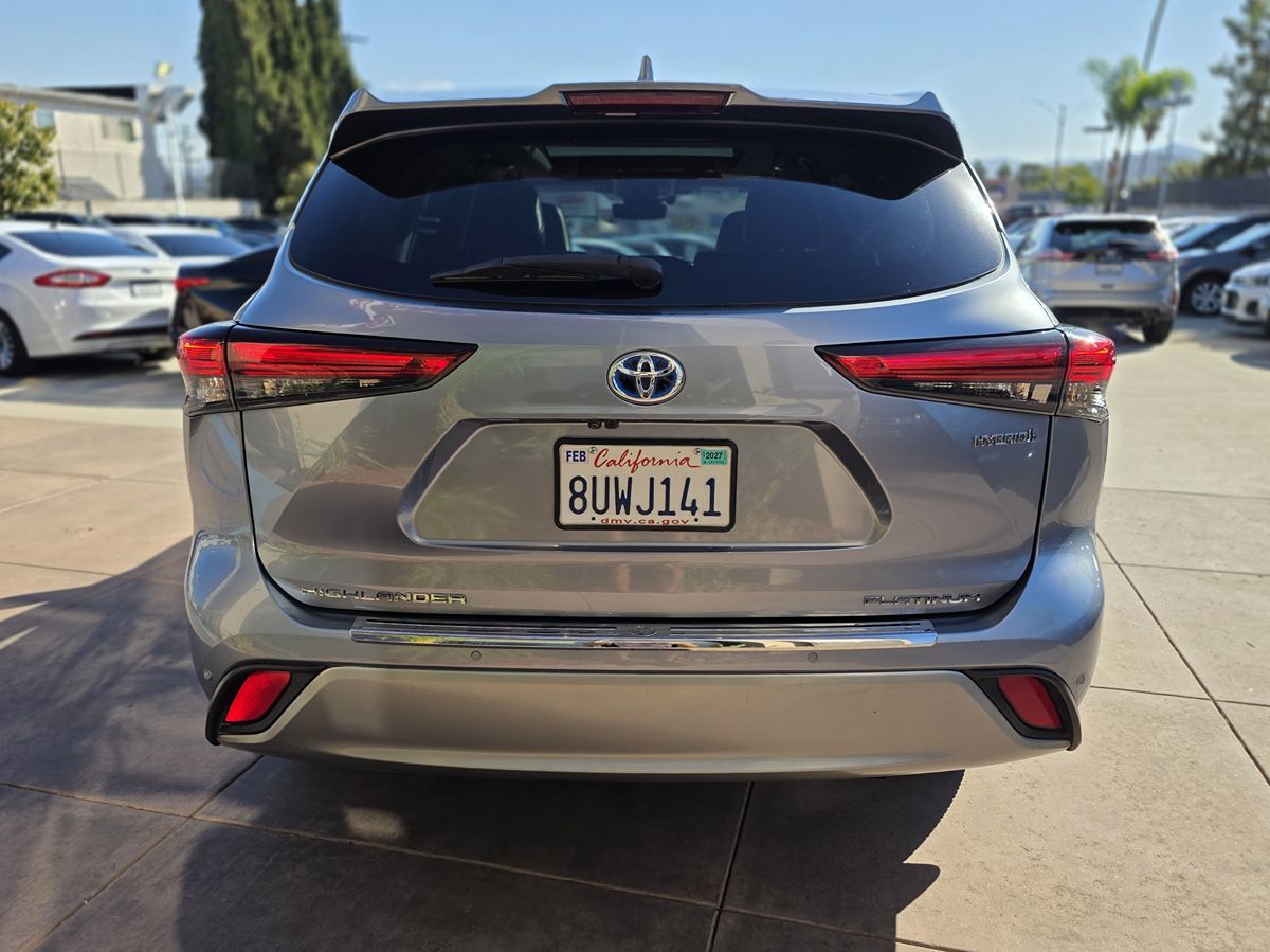 Toyota Highlander photo 11
