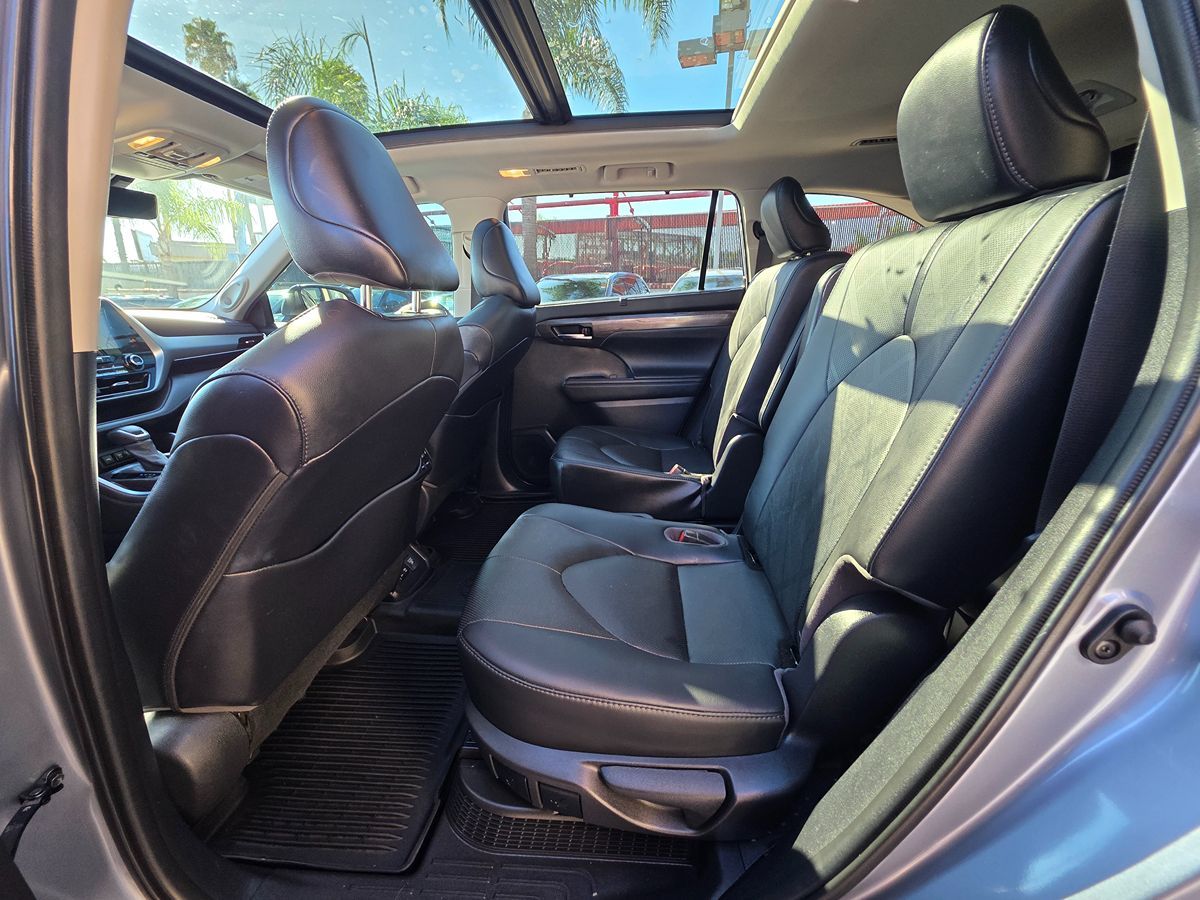 Toyota Highlander photo 27