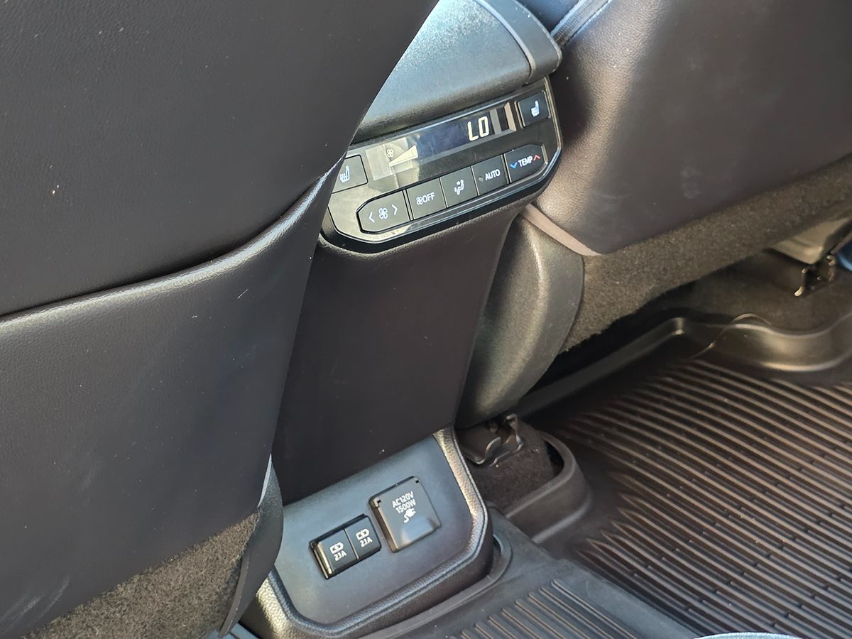 Toyota Highlander photo 30