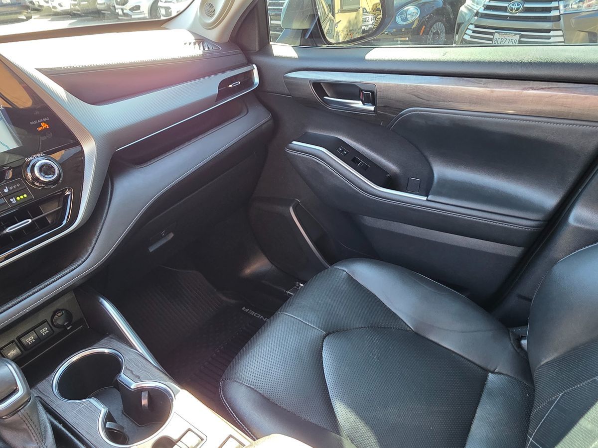 Toyota Highlander photo 44