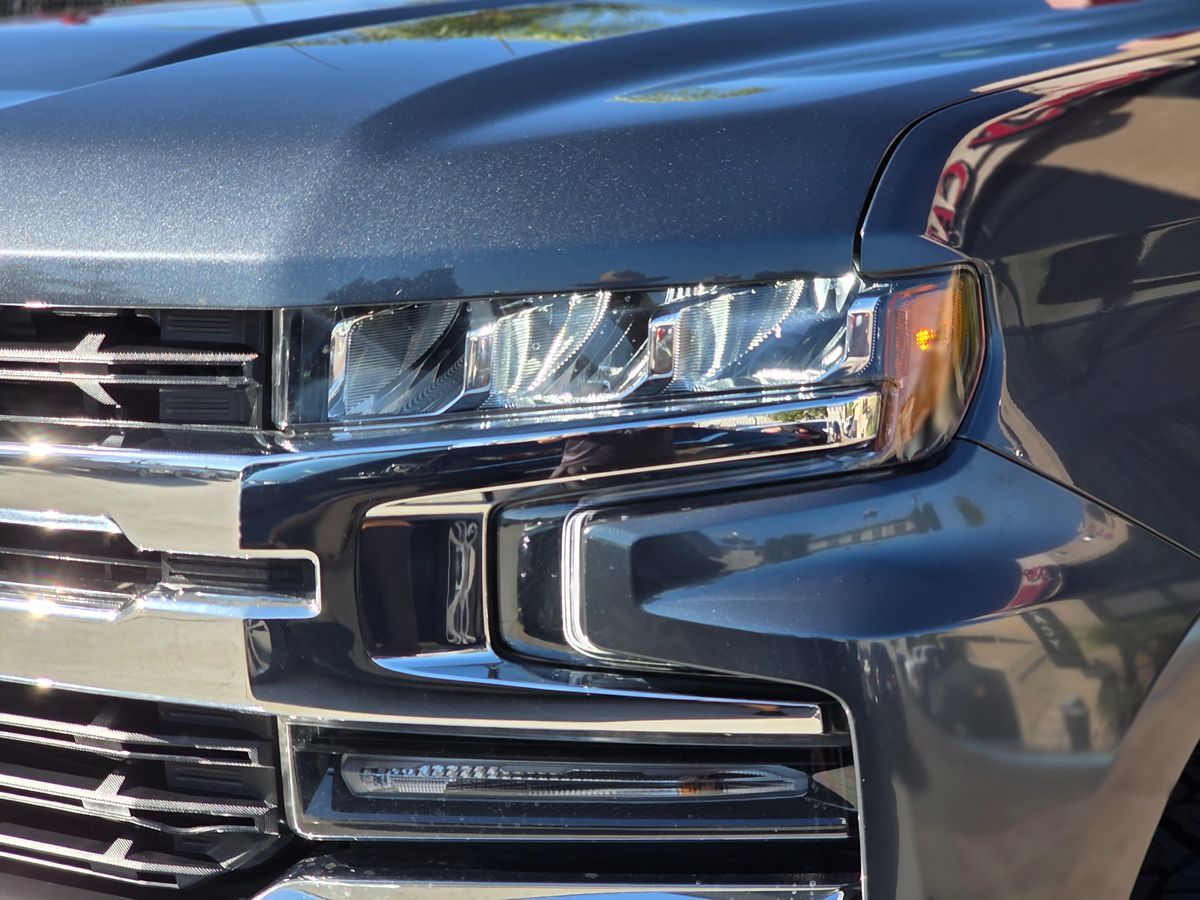 Chevrolet Silverado photo 6