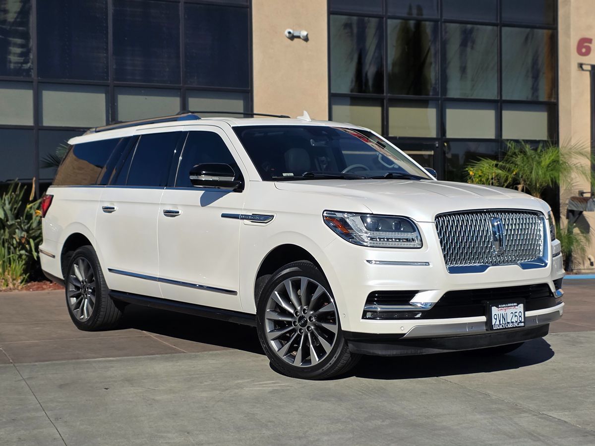 Lincoln Navigator L photo 3