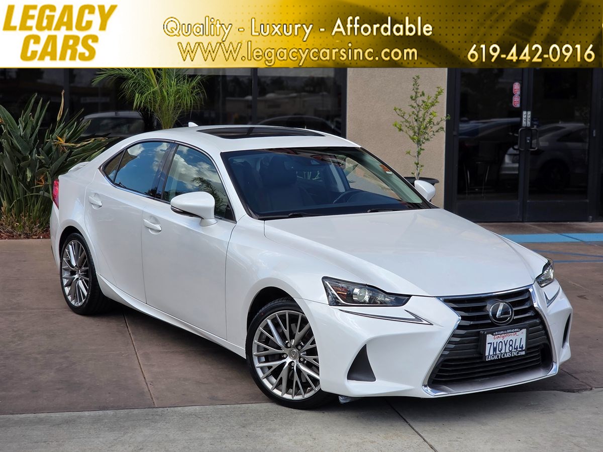 2017 Lexus IS Turbo 