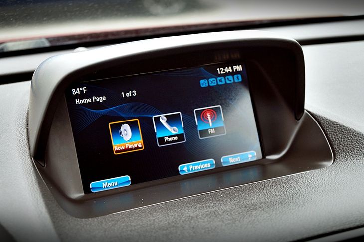 Original Buick Encore IntelliLink display and centre-console controls
