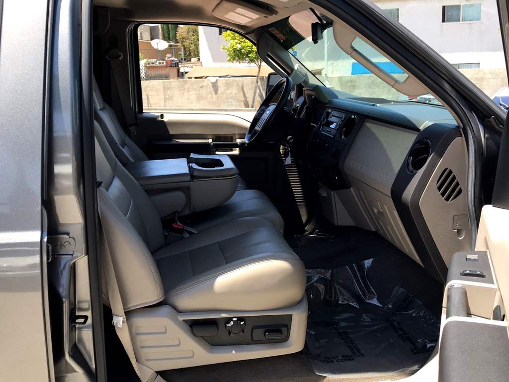 Sold 2010 Ford Super Duty F-250 SRW FX4 Off-Road Package CREW CAB LOW MILES  LIFTED in El Cajon, image size:1024x768