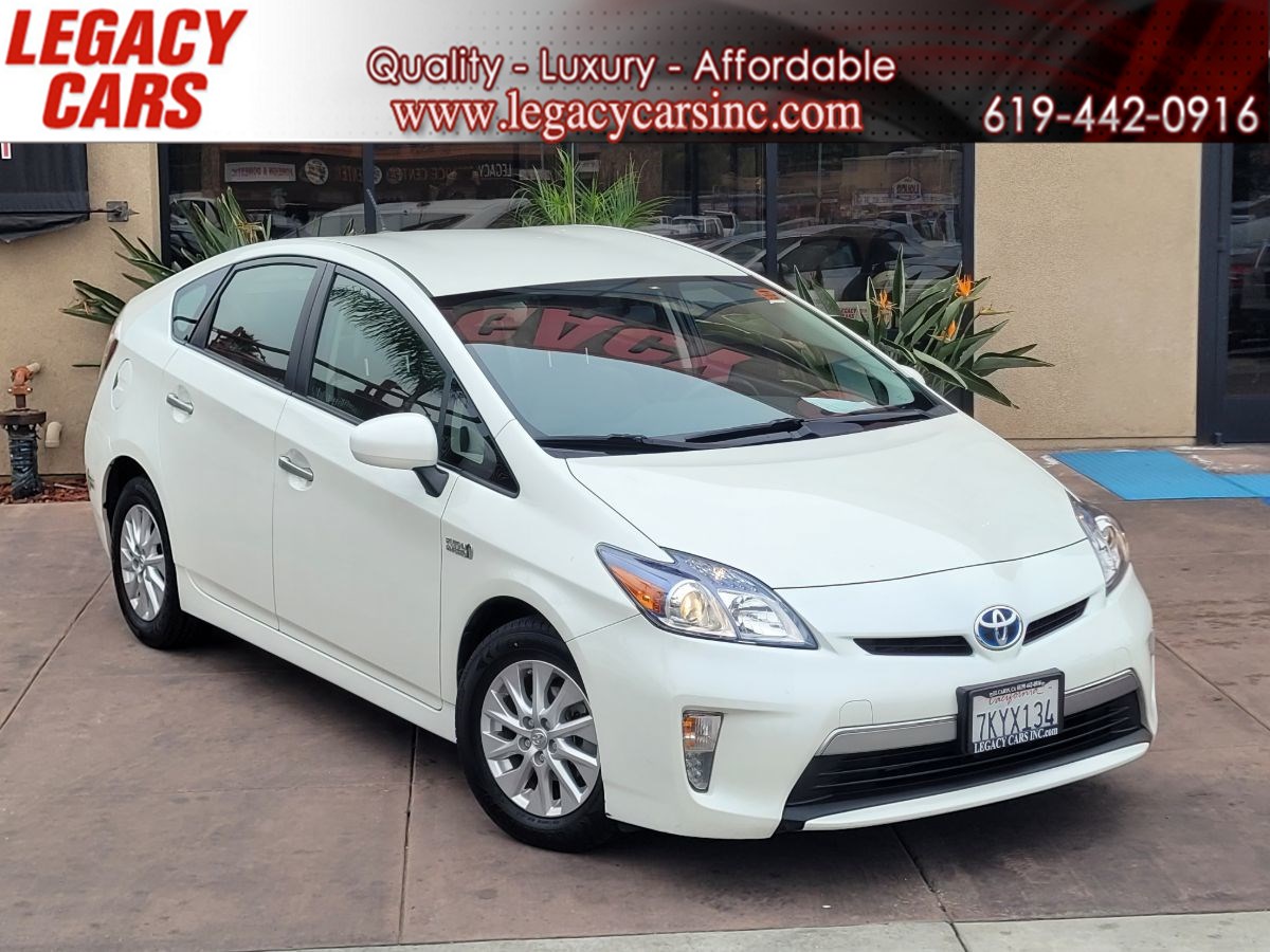 Sold 2015 Toyota Prius Plug-In Advanced w/Back-up cam/Nav in El Cajon