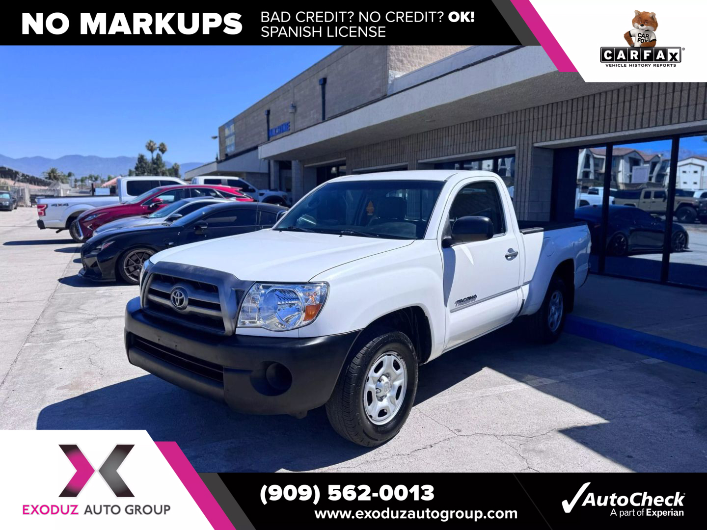 2010 Toyota Tacoma photo 2
