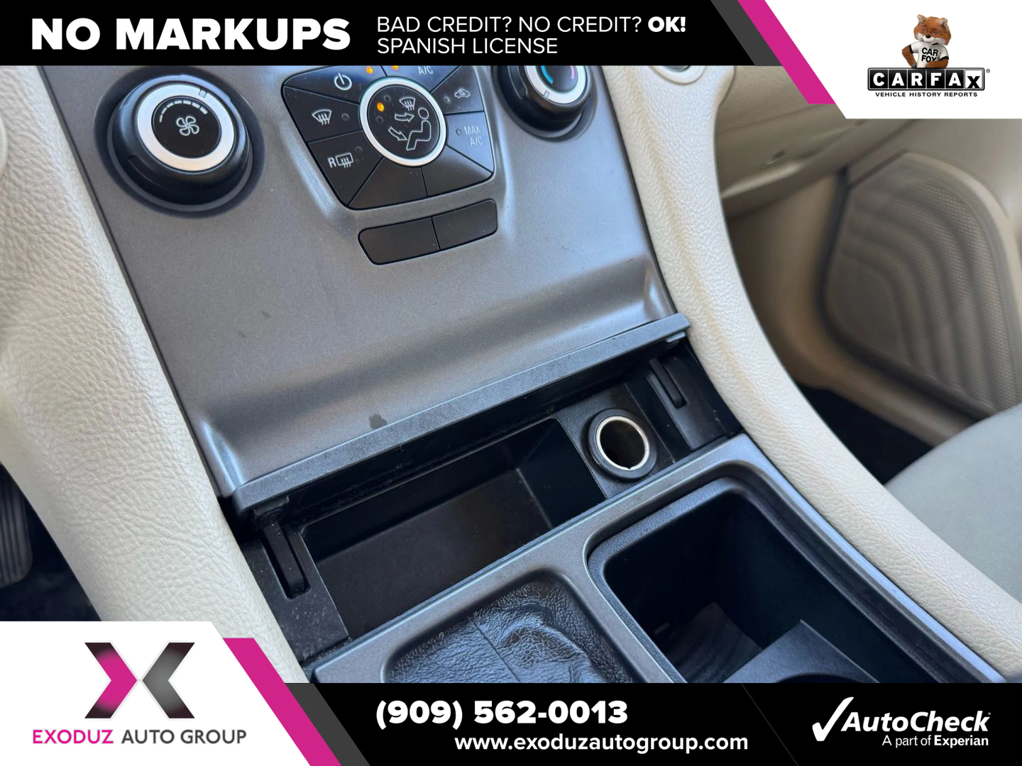 2014 Ford Taurus SE photo 15