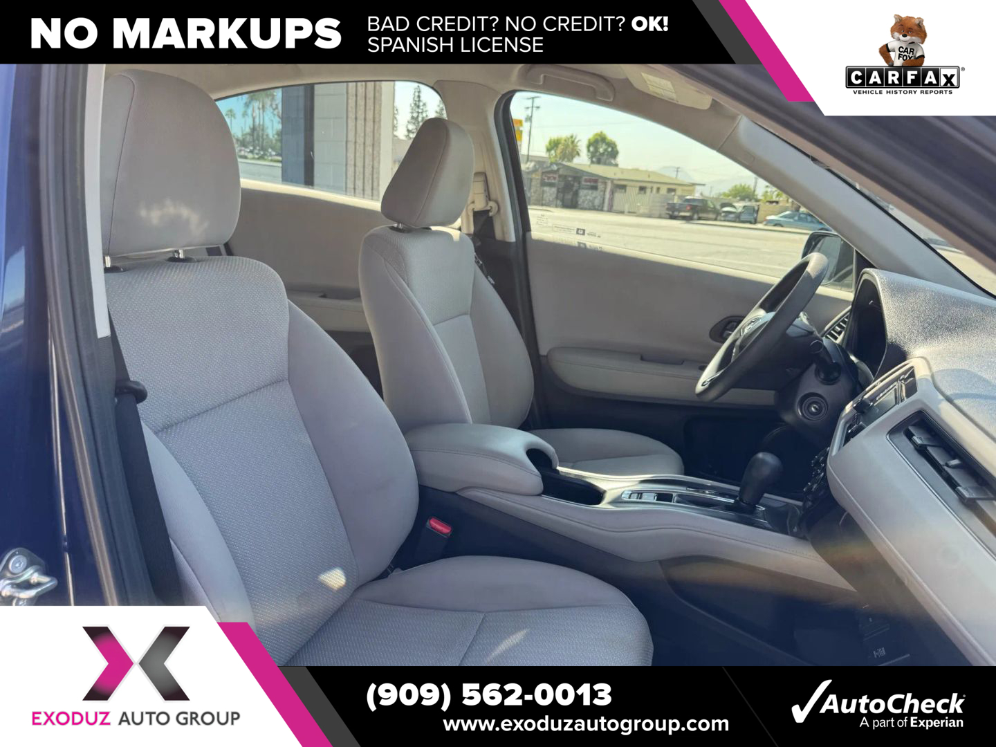 2017 Honda HR-V LX photo 24