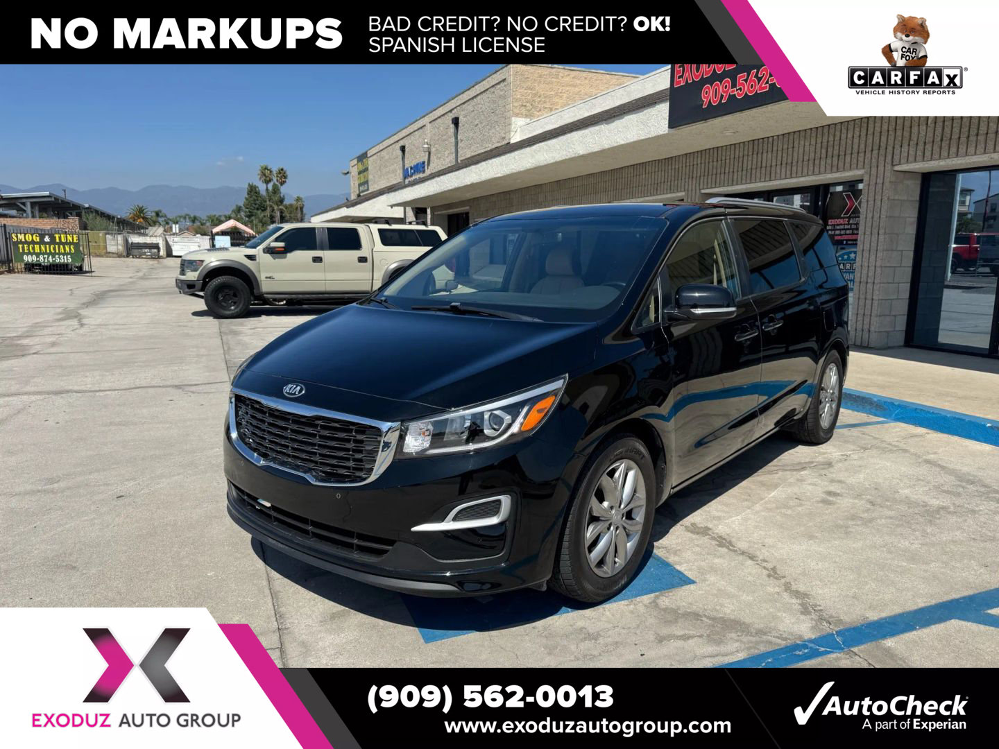 2019 Kia Sedona LX EX photo 2