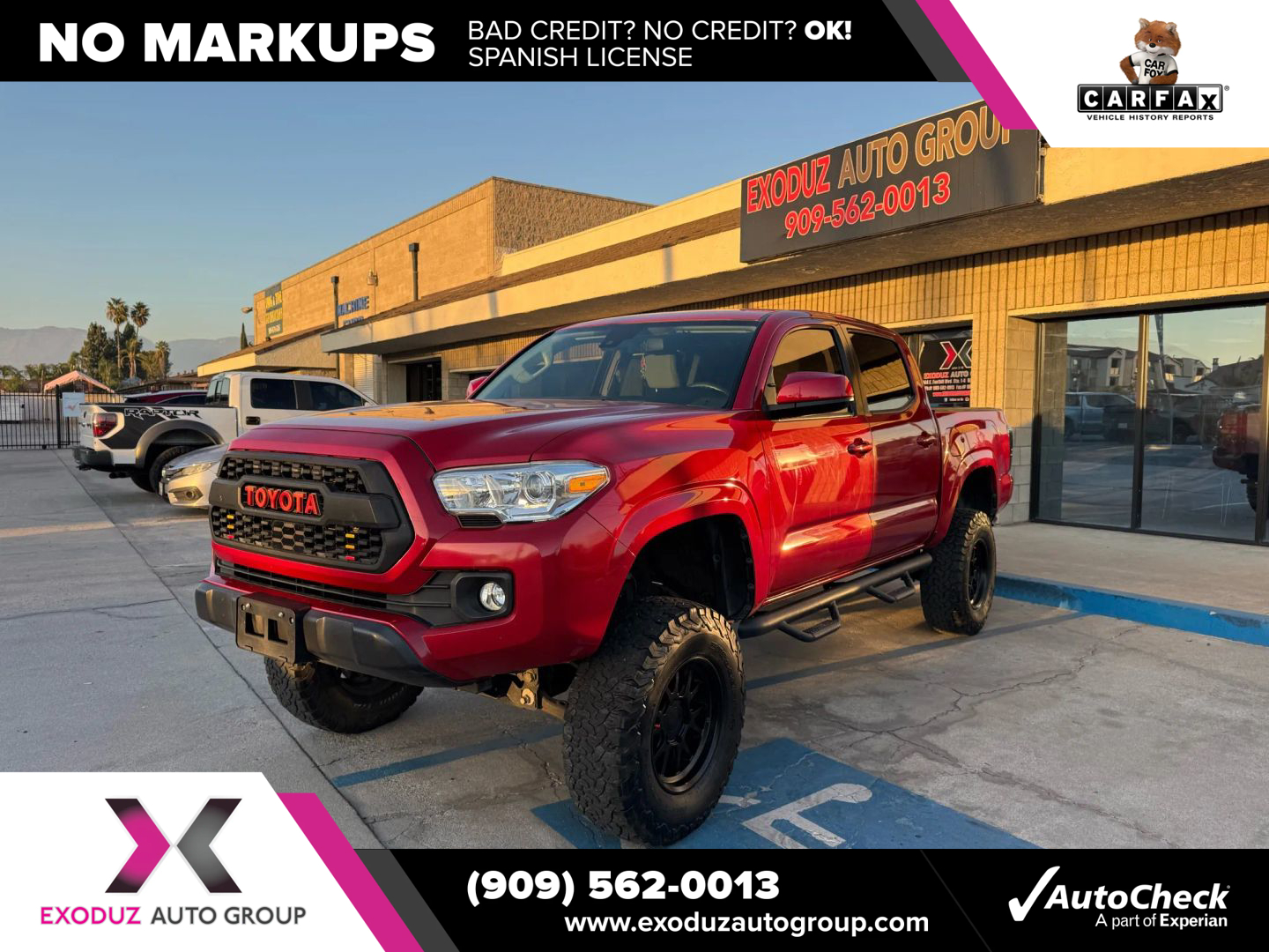 2020 Toyota Tacoma SR photo 2