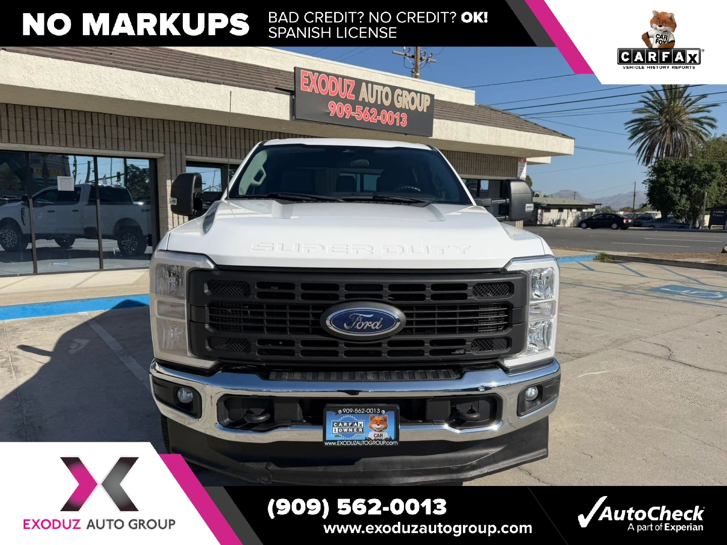 Photo 2 of this Ford Super Duty F-350 SRW