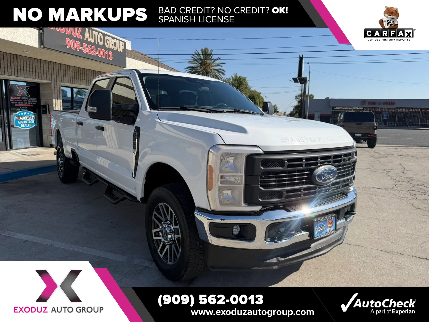 Photo 3 of this Ford Super Duty F-350 SRW