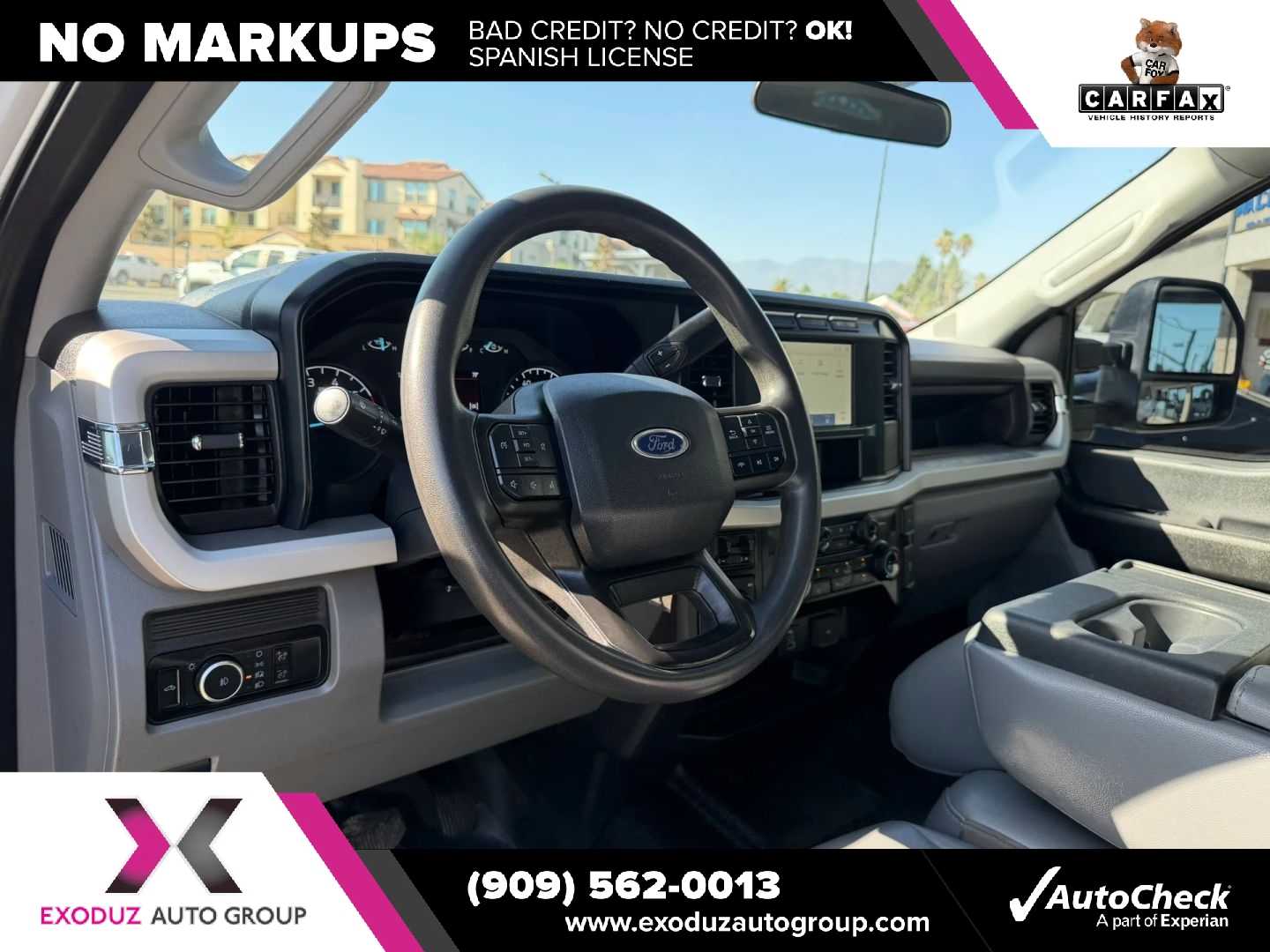 Photo 10 of this Ford Super Duty F-350 SRW