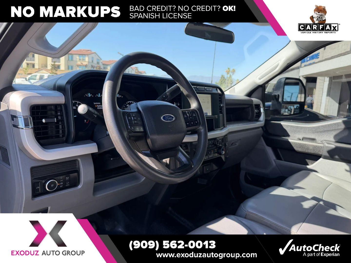 Photo 12 of this Ford Super Duty F-350 SRW